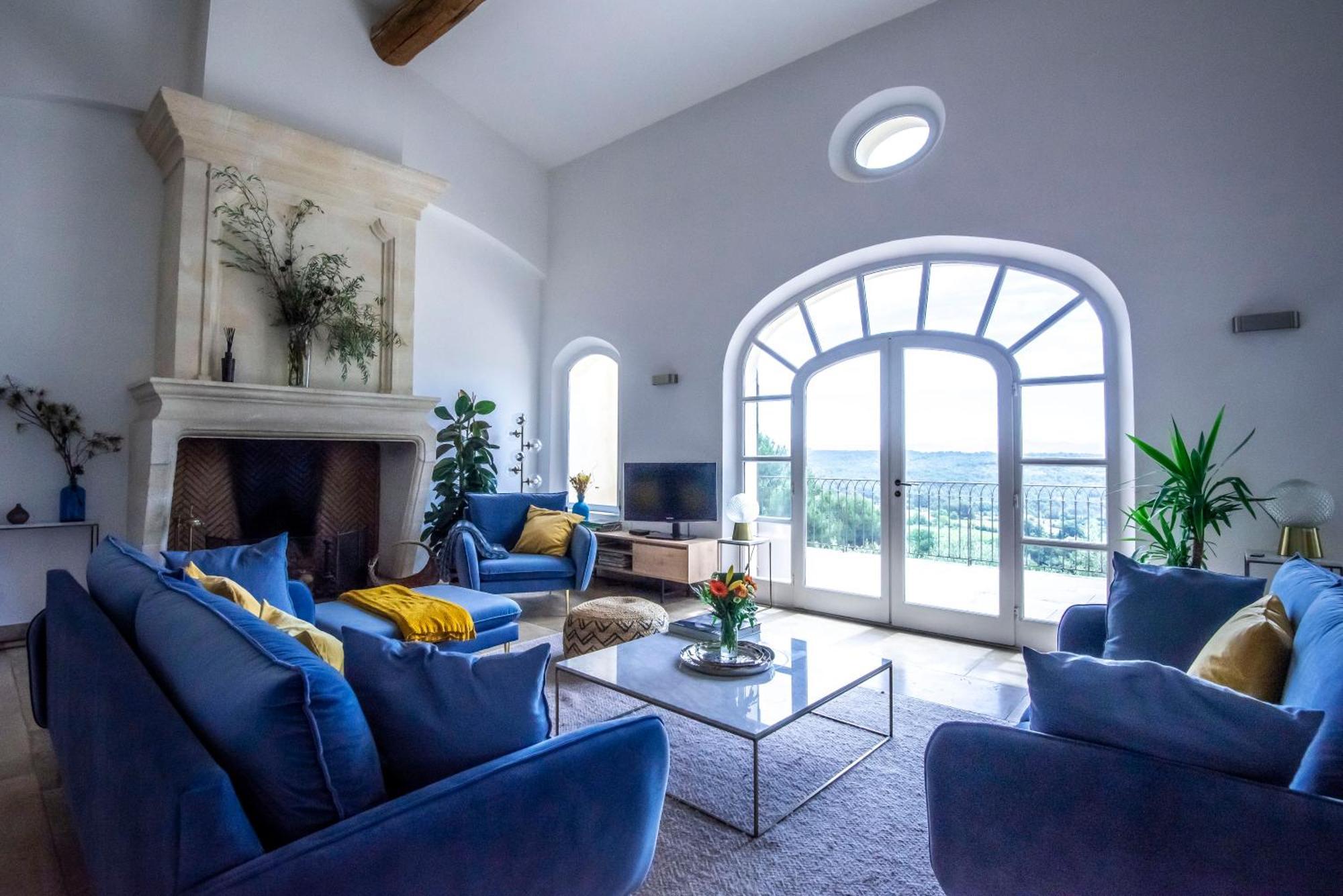 Villa Lumineuse Avec Piscine Clim 1Ere Etage Vue Panoramique Sur Les Montagnes Sur Le Site De La Sainte-Victoire 勒图鲁内 外观 照片